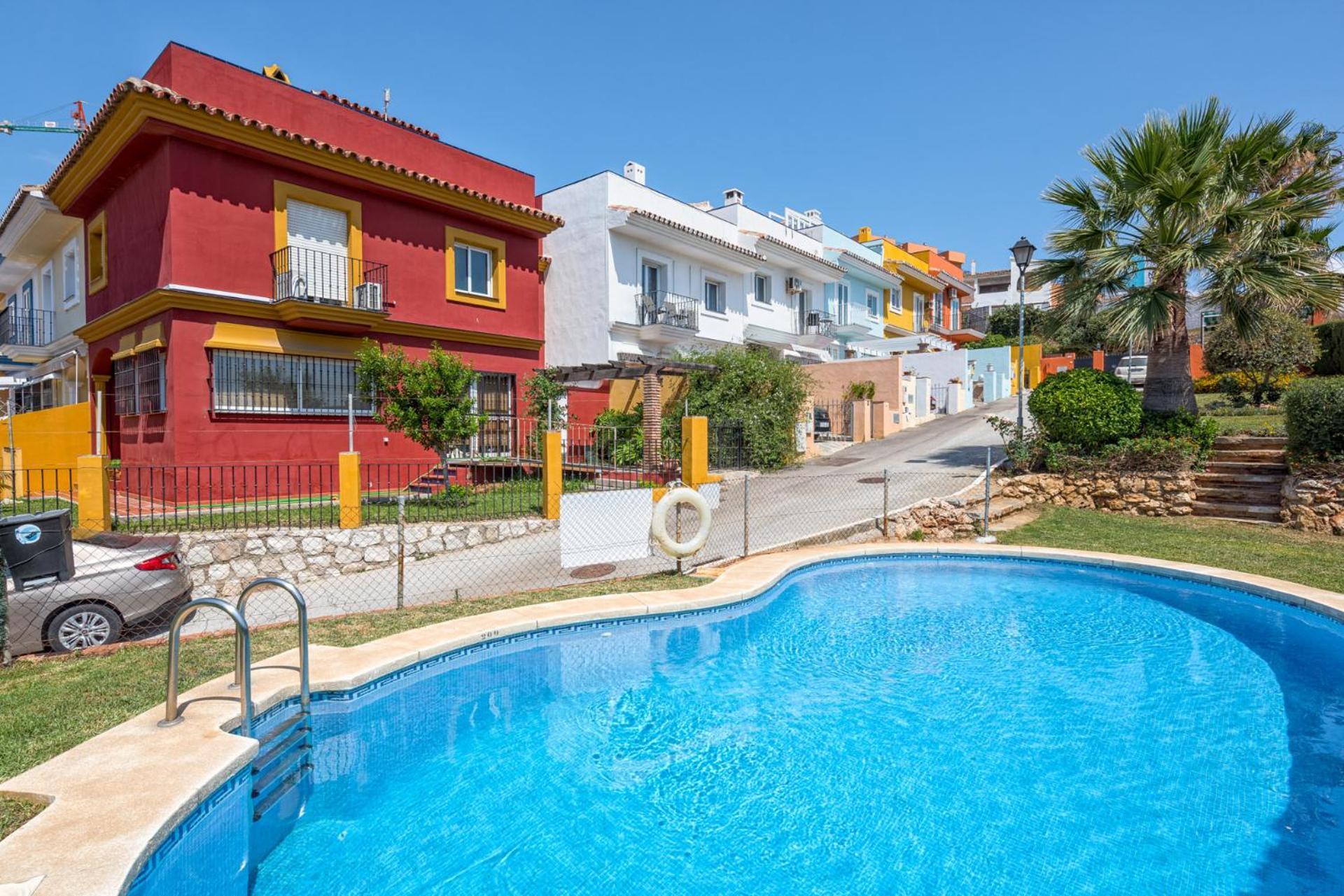Castillo Sohail Townhouse Near The Beach By Costarentals - Ref 101 フエンヒロラ エクステリア 写真